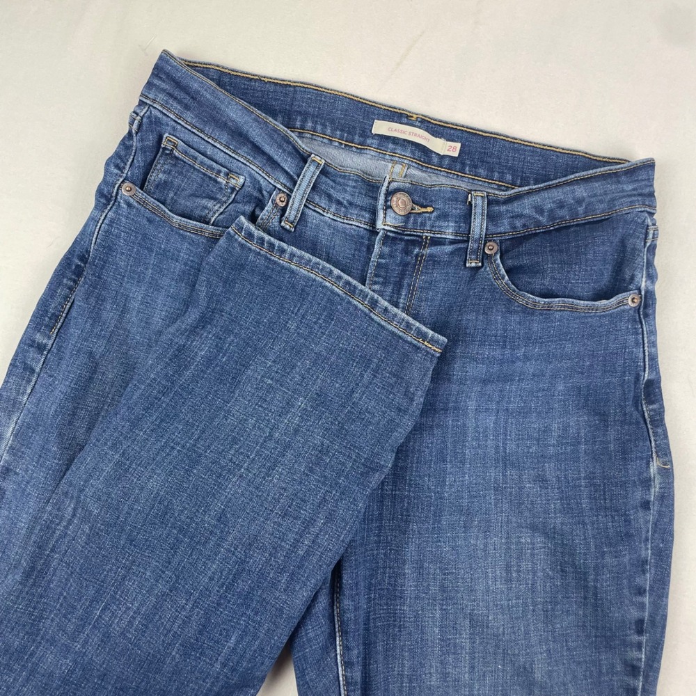 Levis Classic Straight Leg Jeans Womens 28x28 Medium Wash Blue Denim 6S 3514